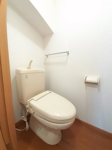 メゾン　ブローテ　　刈谷市近郊の賃貸はクラスホーム刈谷店のトイレ|ゆったりとした空間のトイレです