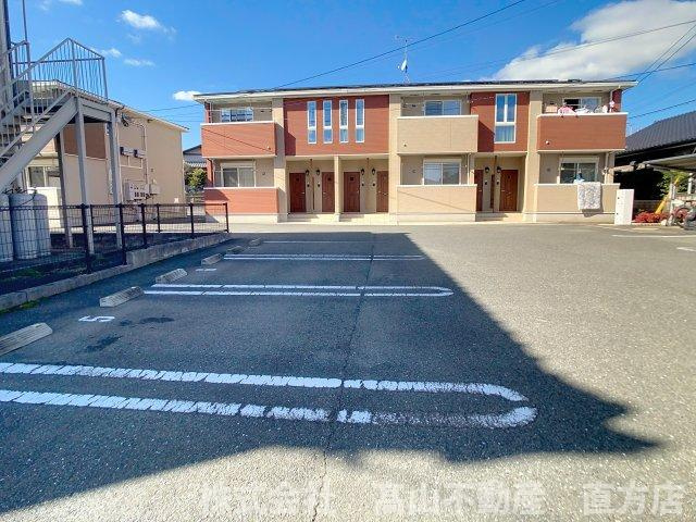 コンフォ－ト八幡　Ⅱの駐車場