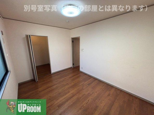 フロイデの洋室