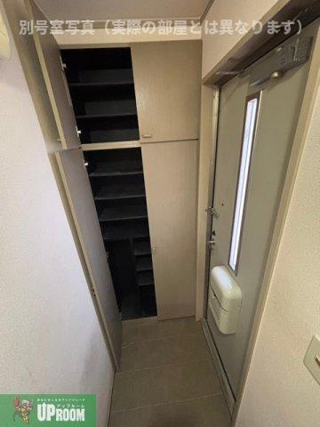 フロイデの玄関