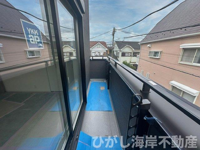 茅ヶ崎市南湖3丁目　新築戸建　全2棟のバルコニー|6月5日撮影　建築中　バルコニー