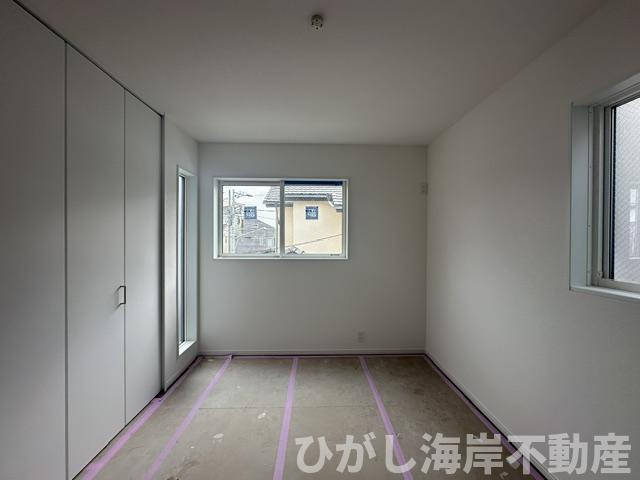 茅ヶ崎市南湖3丁目　新築戸建　全2棟の子供部屋|6月5日撮影　建築中　6帖　洋室