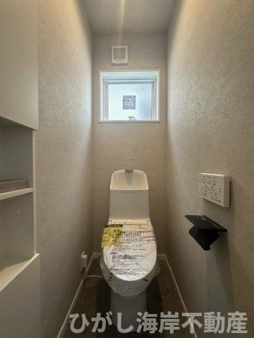 茅ヶ崎市南湖3丁目　新築戸建　全2棟のトイレ|6月5日撮影　建築中　洗浄機能付きお手洗い