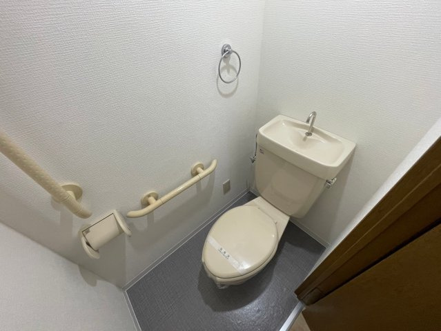 ルブニール西郷のトイレ