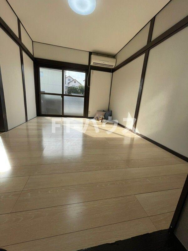 PUERTA船橋松が丘の居間・リビング