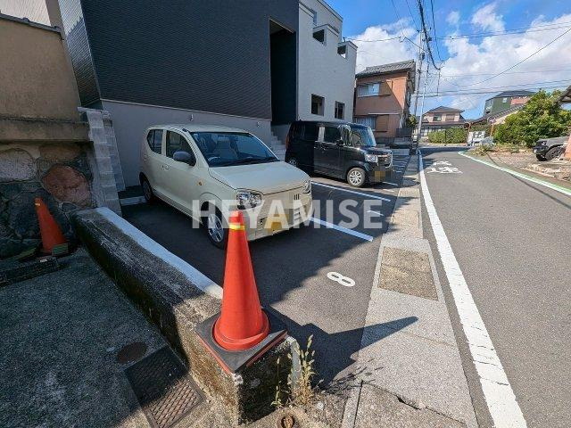 F307の駐車場