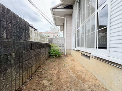 【庭】 | 箕面市坊島4丁目テラスハウス