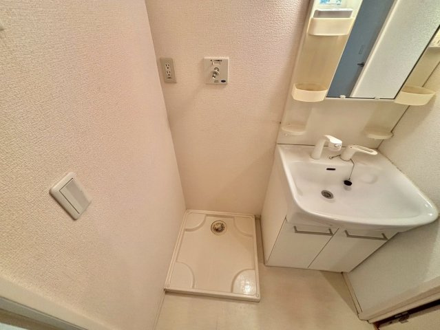 セジュール東阿保　A棟の洗面所