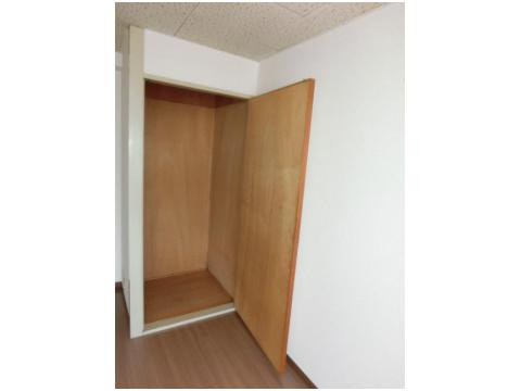 高槻市富田町３丁目の賃貸マンションの収納