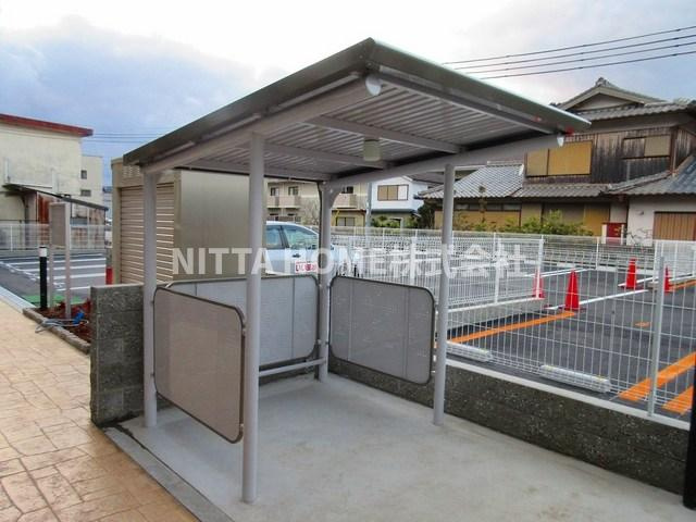駅東館のその他共用部分|屋根付きの駐輪場は無料です★