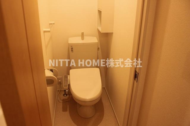 駅東館のトイレ|清潔化のあるウォシュレット付きトイレです★