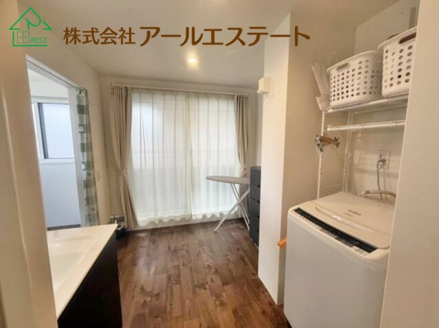 姫路市大津区長松　　山陽電鉄網干線「平松駅」徒歩12分の独立洗面台