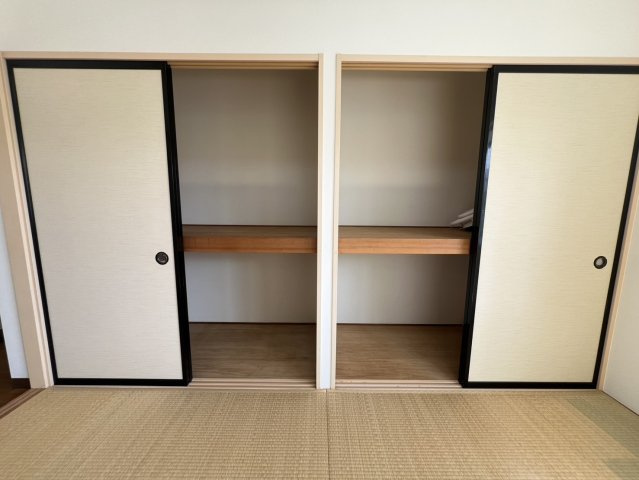樋ノ口ハイツの収納