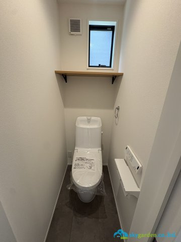 藤沢市辻堂太平台　新築戸建　全1棟のトイレ|シンプルで使いやすいトイレです