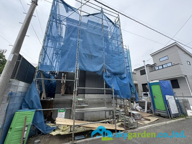藤沢市辻堂太平台　新築戸建　全1棟の外観|令和8年6月23日撮影（建築中）