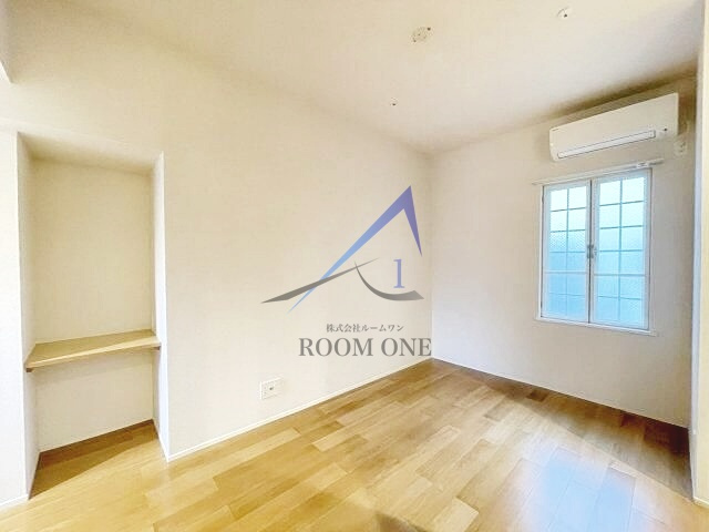 ＯＷＮ　ＡＰＡＲＴＭＥＮＴ　一之江の寝室|寝室です。