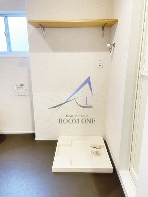 ＯＷＮ　ＡＰＡＲＴＭＥＮＴ　一之江の設備|洗濯機置き場です。