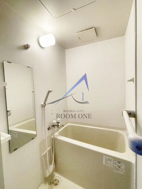 ＯＷＮ　ＡＰＡＲＴＭＥＮＴ　一之江の浴室|お風呂です。