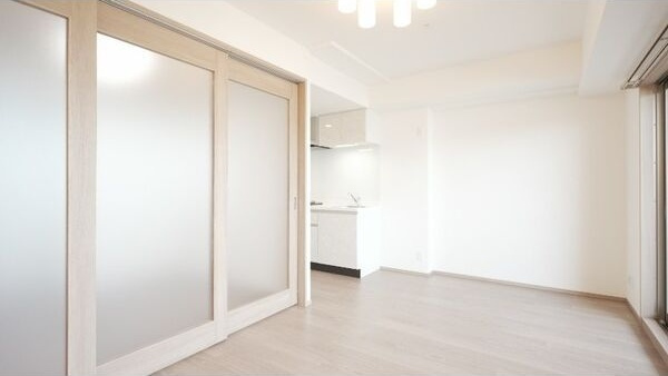 大阪市港区弁天３丁目の賃貸マンションの居間・リビング