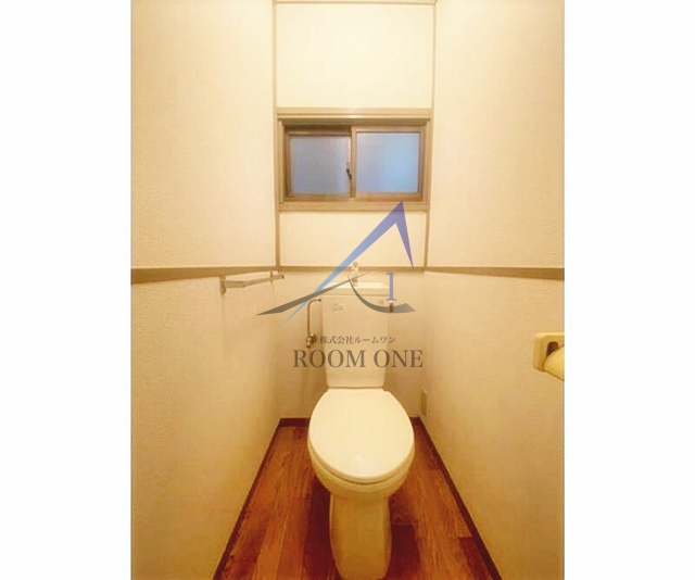 小林邸のトイレ|トイレです。