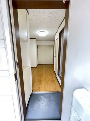 【玄関】