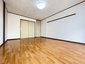 【寝室】