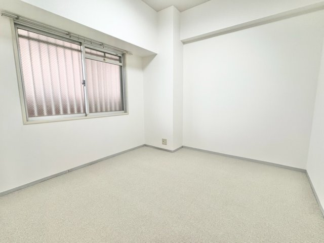 サンライズマンション岩出８の和室