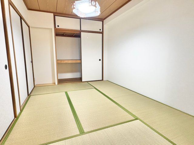 サンライズマンション岩出８の和室