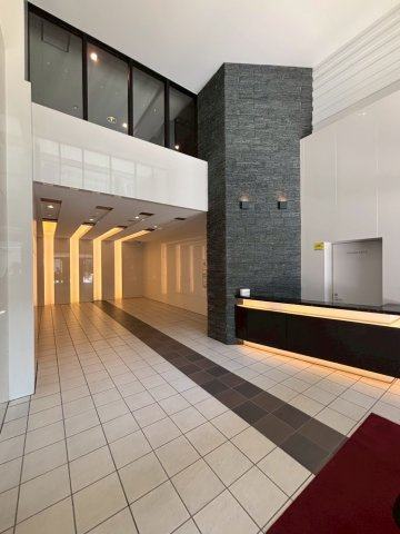 アーデンタワー本町イーストのロビー