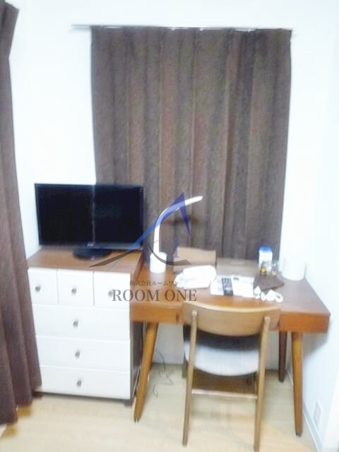 エスペラールⅢの居間・リビング|洋室のお部屋です。（家具家電は残置物となります）