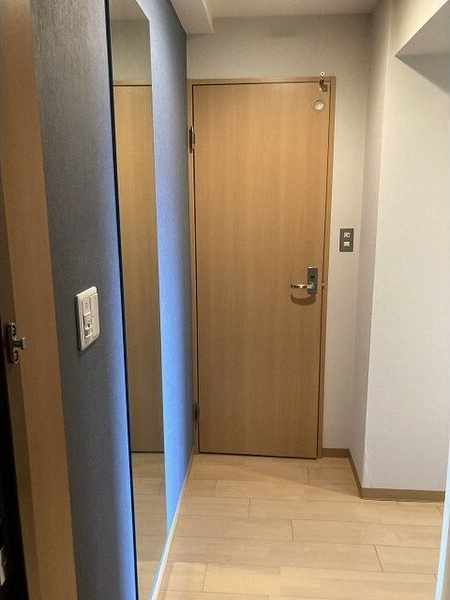 グランエターナ名古屋鶴舞の玄関