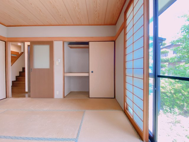 知多郡東浦町大字石浜字藤塚の和室