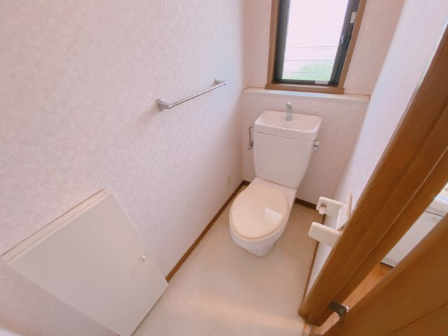 知多郡東浦町大字石浜字藤塚のトイレ