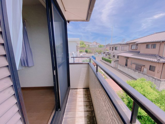 知多郡東浦町大字石浜字藤塚のバルコニー