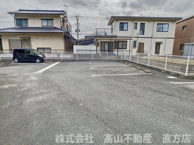 北九州市八幡西区木屋瀬２丁目のアパートの駐車場