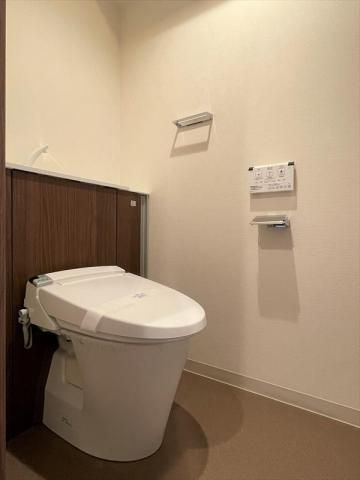 メゾンカルム市谷仲之町のトイレ