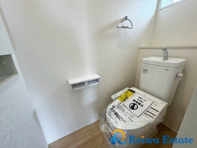 新築戸建　高座郡寒川町小谷3丁目のトイレ