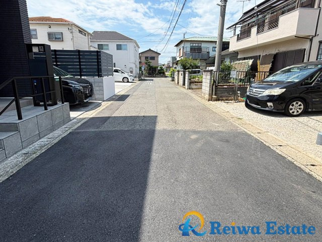 新築戸建　高座郡寒川町小谷3丁目の前面道路含む現地写真