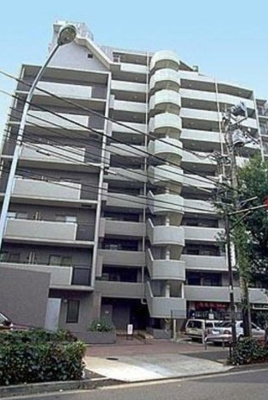 【外観】 | パーク・ネスタ落合 | 鉄筋コンクリート造のがっちりとした建物。