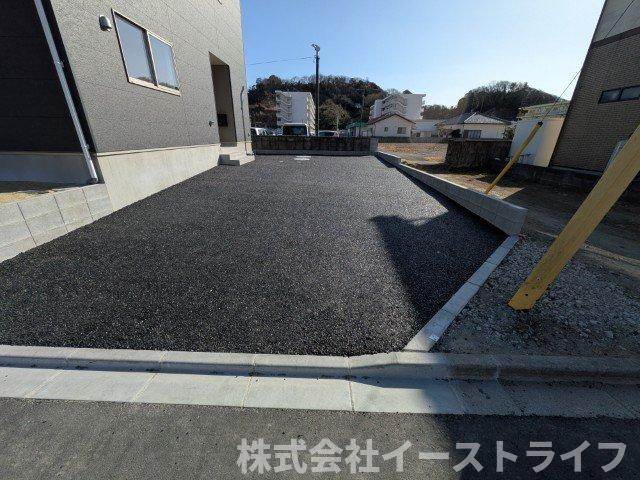 【新築戸建】　いわき市小名浜下神白第3の駐車場|2号棟写真　カースペースです（3台駐車可能）