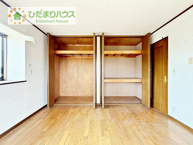 【収納】 | つくばみらい市小張　中古戸建 | お洋服の多い女性に人気！収納力の高いクローゼット付き☆彡