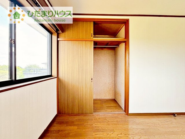 【収納】 | つくばみらい市小張　中古戸建 | 全室にクローゼットが付いていて、お部屋の住空間もスッキリ広々使えそうです(^^)