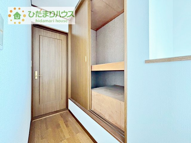 【収納】 | つくばみらい市小張　中古戸建 | 家族みんなで共同で使える便利な廊下収納！