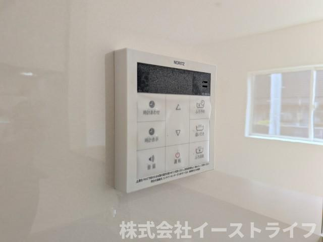 【新築戸建】　いわき市錦町第32の発電・温水設備|4号棟写真　追い炊き機能付き給湯リモコン