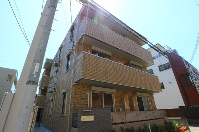 ブランシェ本町の外観