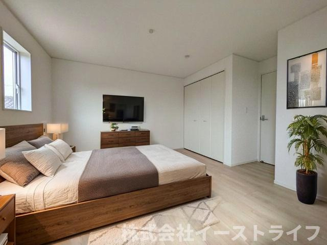 【新築戸建】　いわき小名浜花畑町第4の寝室|1号棟の寝室に家具を配置したイメージ画像です。
※本画像はCGで作成しており、実際に現地に 家具は置かれておりません。また、価格に 家具は含まれておりません。