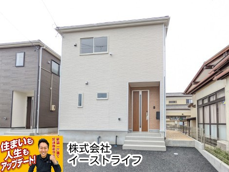 【新築戸建】　いわき小名浜花畑町第4の外観|白を基調としたシンプルで飽きのこない外観です！内覧可能です。いつでもご案内いたします！お気軽にお問い合わせください。（担当：梶田）