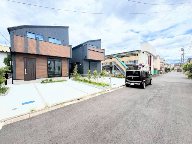 【前面道路含む現地写真】 | 三鷹市上連雀9丁目　新築戸建　最終１棟