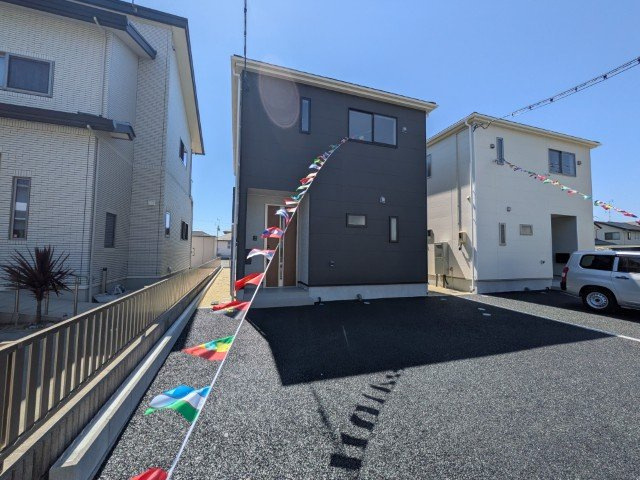 【新築戸建】　いわき市泉滝尻第1　全2棟の駐車場|2号棟写真　カースペースです（3台駐車可能）