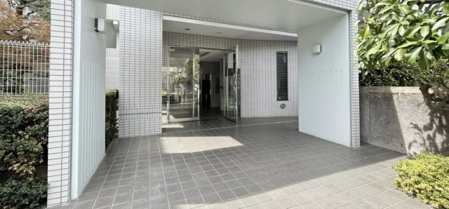 【エントランス】 | ノヴァ目黒南A